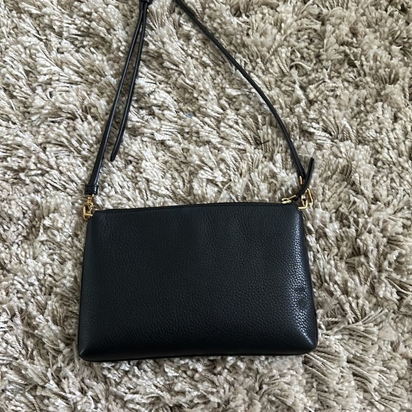 Tory Burch cross body- good condition - Picture 2 of 2